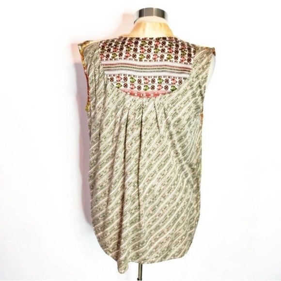 Anthropologie tiny scarf print top - Picture 4 of 8